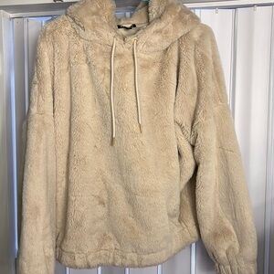 [Express] Faux Fur Hoodie